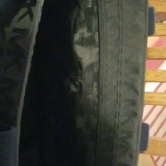 Michael Kors Tote Bag - Picture 4 of 4